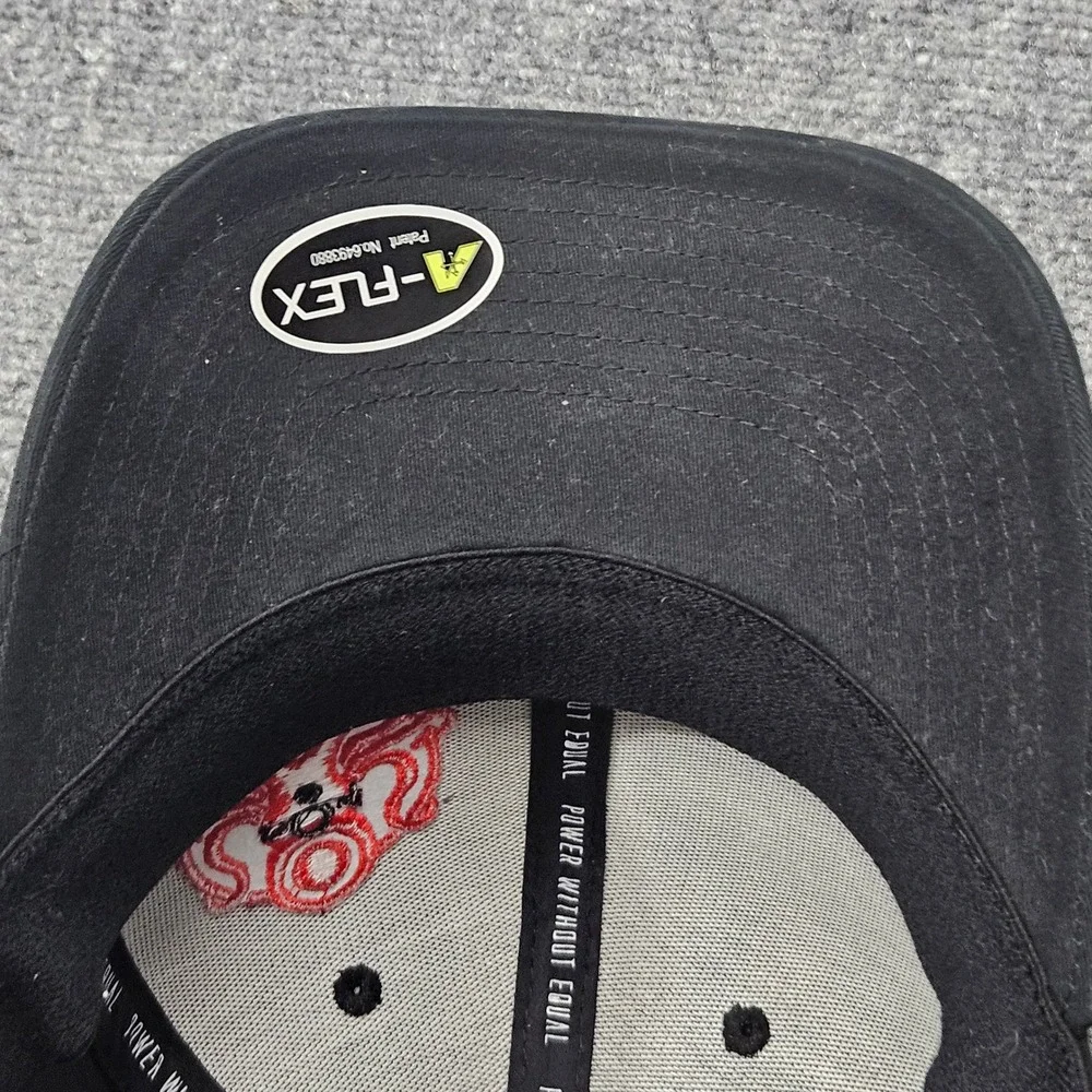 Leviathan Fitted Hat S M Black Red‎ Octopus Embroidery Streetwear Minimalist